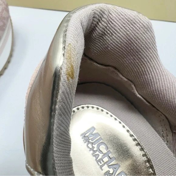 Michael Kors Monique Trainers
Size 7.5 - Picture 9 of 9